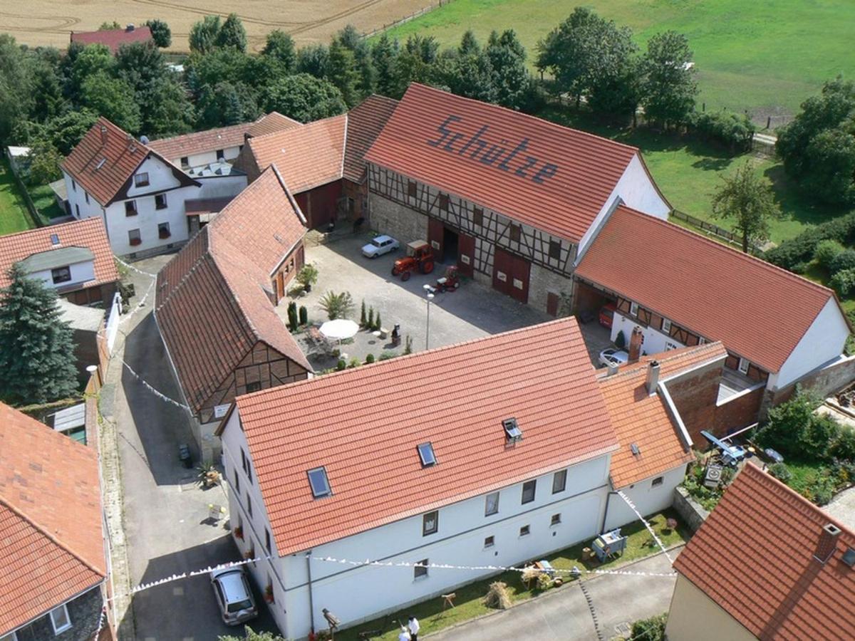 Pension Schuetze Daasdorf am Berge エクステリア 写真
