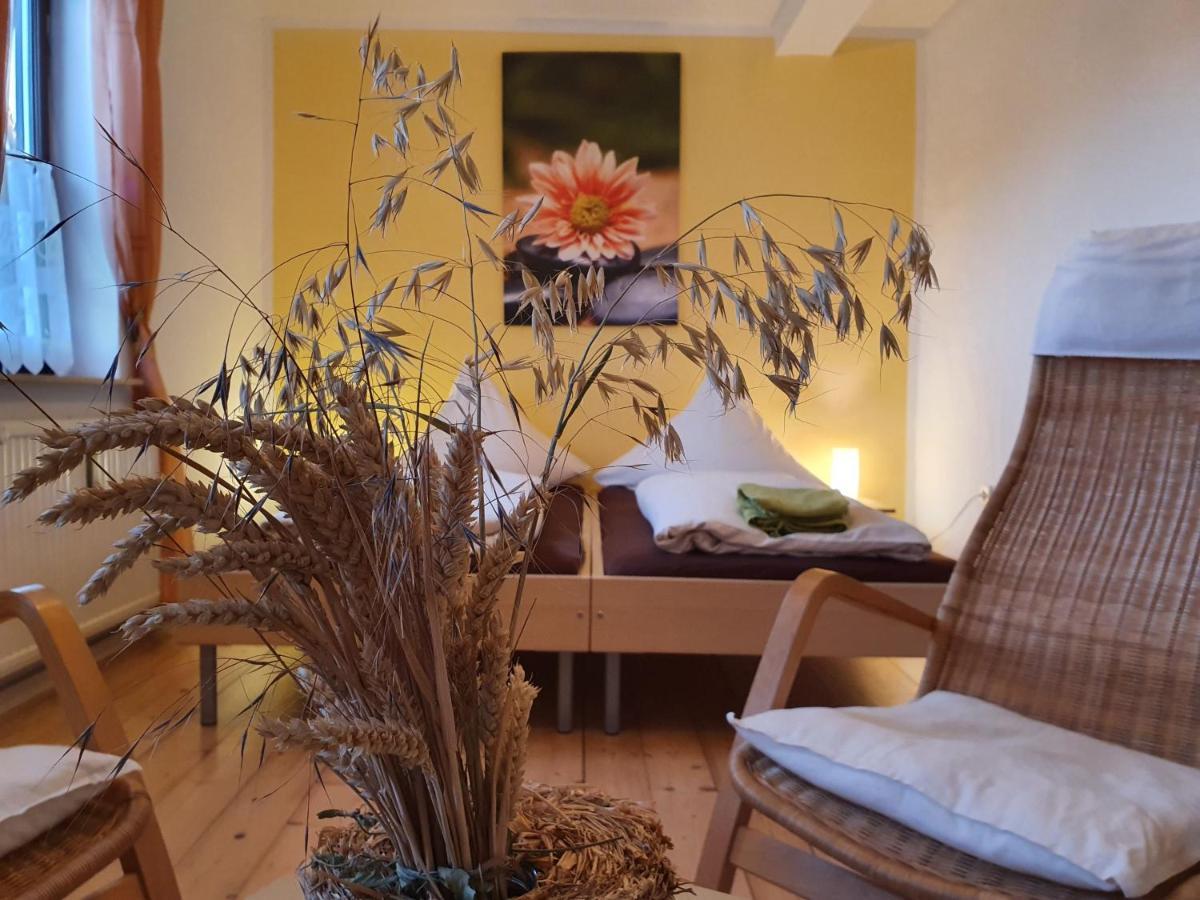 Pension Schuetze Daasdorf am Berge エクステリア 写真